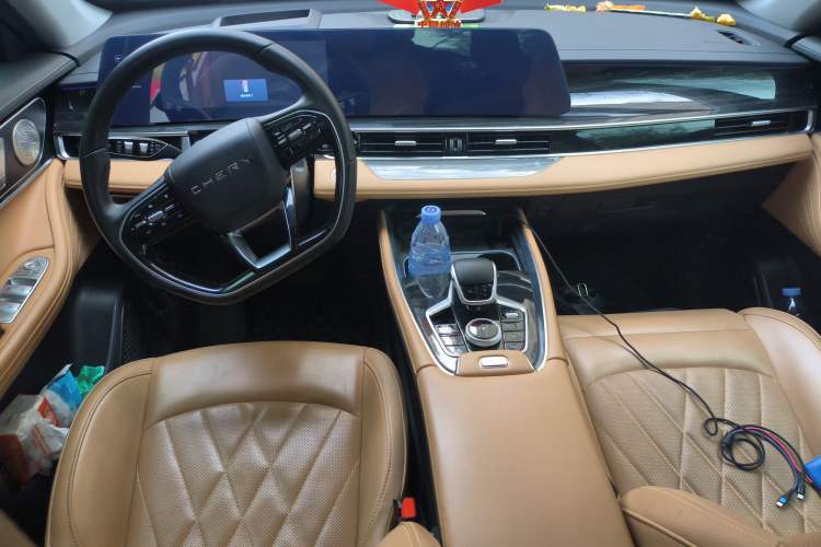 Used Chery Tiggo 8 PRO 2024 Champion Edition 390T Two-Wheel Drive Peak Version 7 Seats
