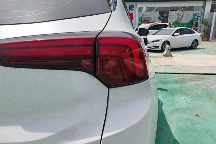 Used Buick Encore PLUS 2023 Smart Fun Edition
