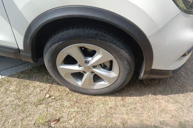 Used Nissan Qashqai 2022 2.0L CVT XV Smart Enjoyment Version Right Front Wheel Hub