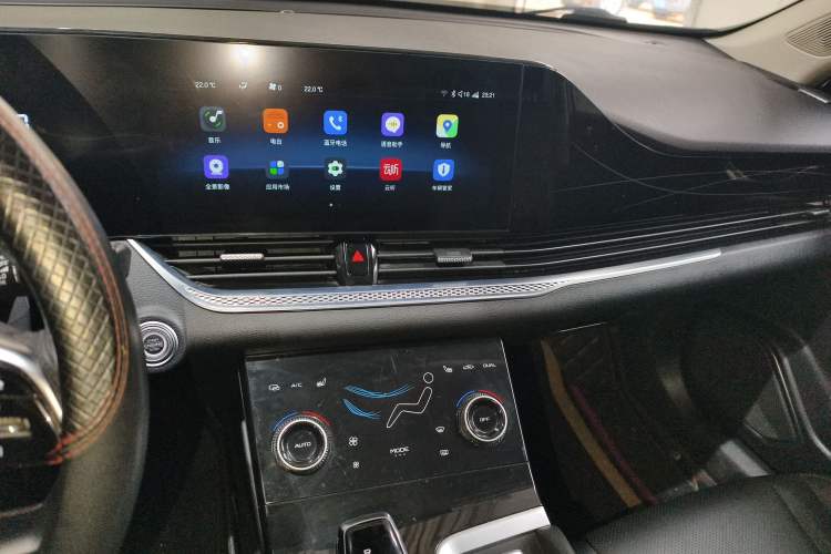 Used Bestune B70 2023 Third Generation 1.5T Automatic Enjoyment Version Audio And AC Panel