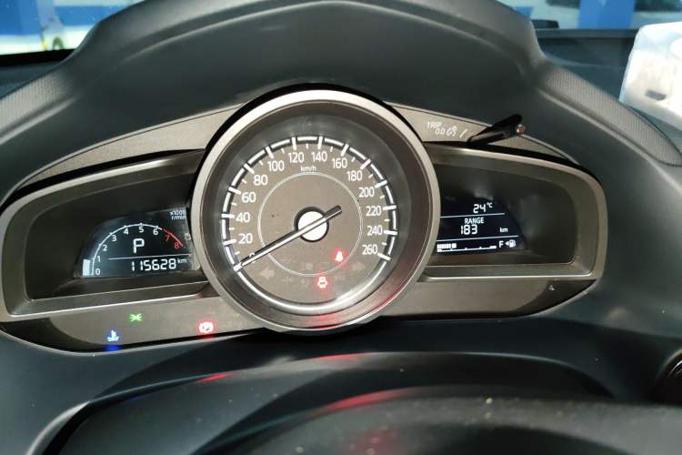 Used Mazda CX-4 2018 2.0L Automatic Two-Wheel Drive Blue Sky Exploration Version China V Standard Instrument Cluster