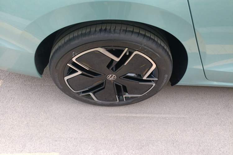 Used Volkswagen Passat 2025 Pro 380TSI Starry Dragon Luxury Edition
