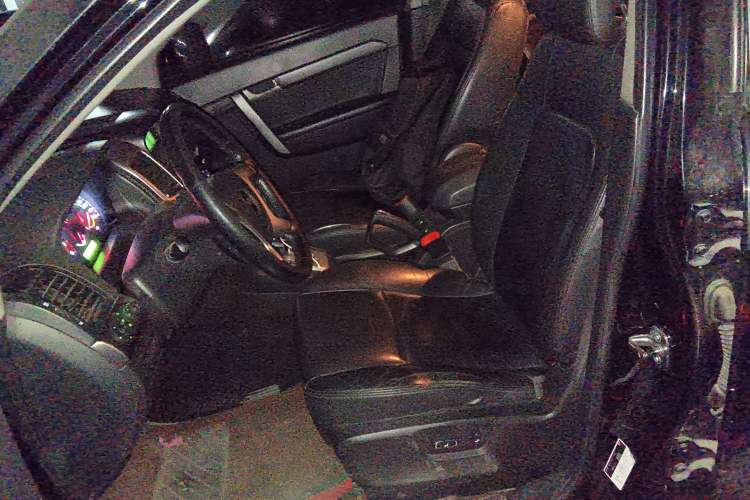 Used Chevrolet Captiva 2010 3.2 AT 7-Seater Flagship Edition
