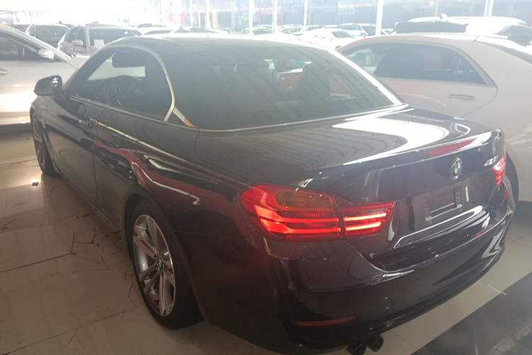 Used BMW 4 Series 2014 428i Convertible Sport Design Package Exterior 2