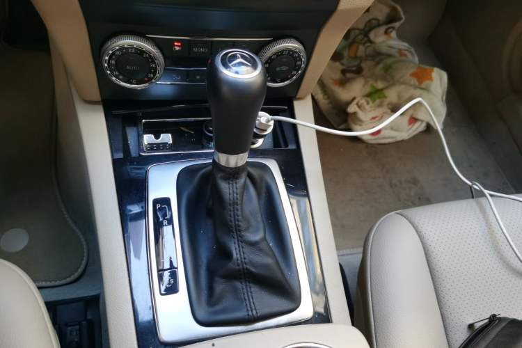 Used Mercedes-Benz GLK-Class 2012 GLK 300 4MATIC Fashion Model
