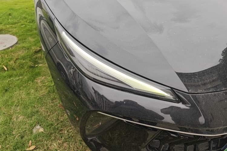 Used FORTHING T5 EVO 2021 1.5TD DCT Diamond Edition Right Front Headlight