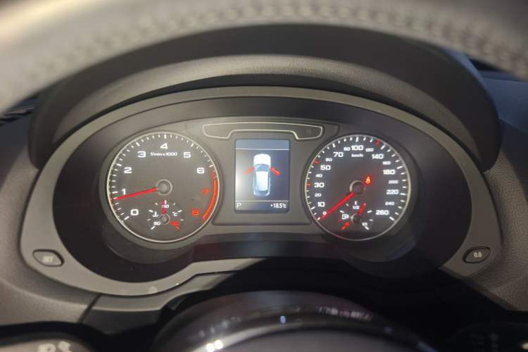 Used Audi Q3 2013 40 TFSI quattro Luxury Model