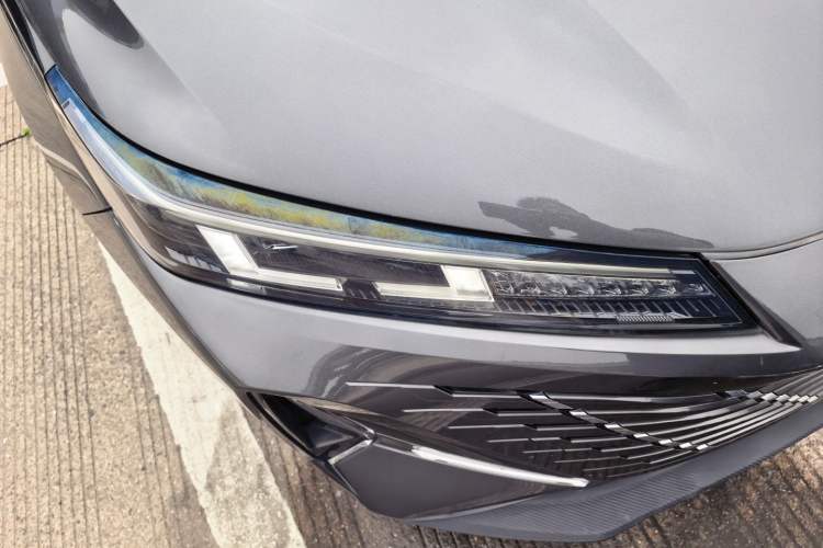 Used CHANGAN Eado 2024 1.5T GDI Automatic Flagship Edition Right Front Headlight