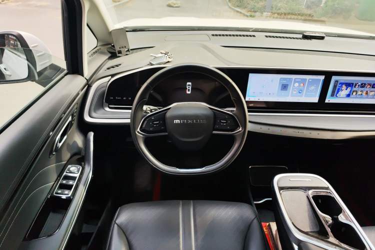 Used SAIC MAXUS G90 2025 2.0T Starlight Seven-Seater
