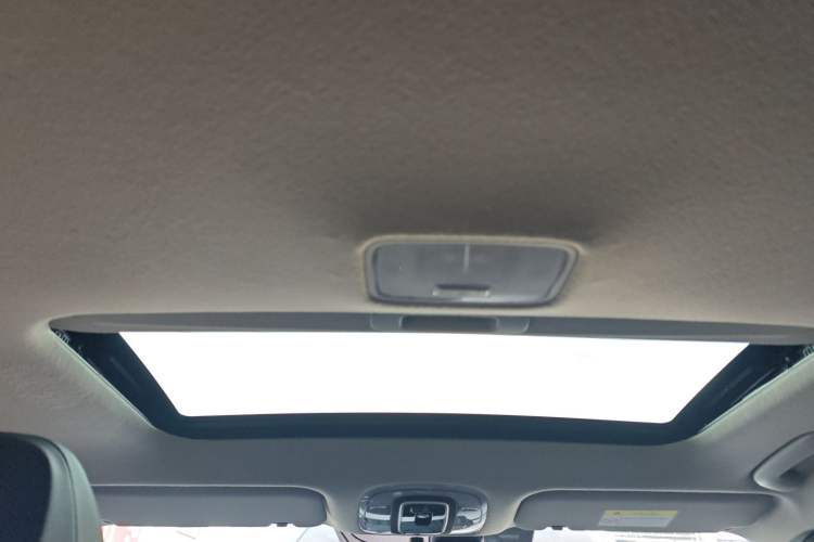 Used Hyundai Elantra 2021 1.5L CVT LUX Prestige Edition Headliner