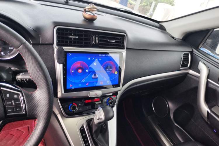 Used Haval M6 2019 1.5T DCT Two-Wheel Drive Elite Version China VI Standard Audio And AC Panel