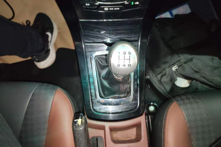 Used BYD Surui 2015 1.5L Manual Luxury Model
