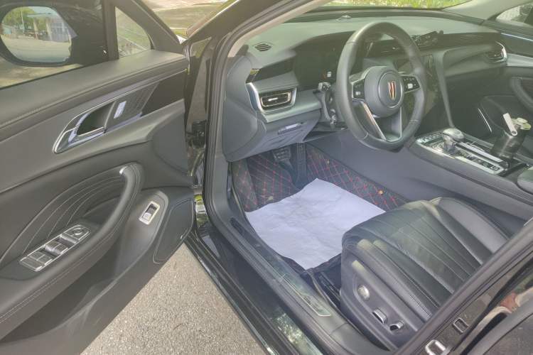 Used Hongqi H5 2024 2.0T Automatic Smart Connect Flagship Edition
