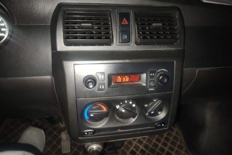 Used Wuling Rongguang EV 2020 Basic Version 7-Seater 300 km