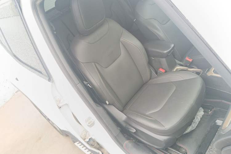 Used Jeep Renegade 2016 1.4T Automatic Smart Edition
