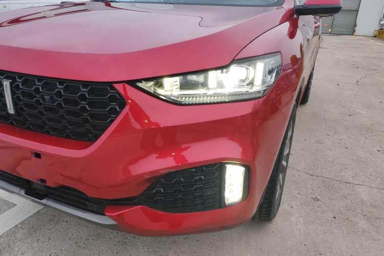 Used Wey VV6 2018 2.0T Two-Wheel-Drive Ultra-Luxury Version China V Standard