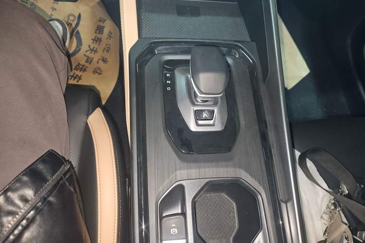 Used Geely Auto Haoyue PRO 2024 1.5T DCT Zongheng+ Gear Lever