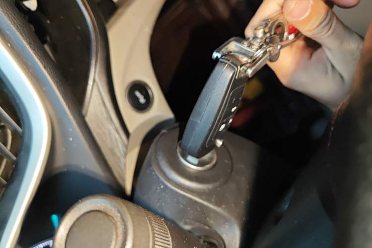 Used Buick GT 2015 15N Automatic Elite Version Vehicle Key