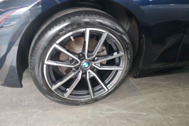 Used BMW 3 Series 2021 Second Facelift 320Li M Sport Package
