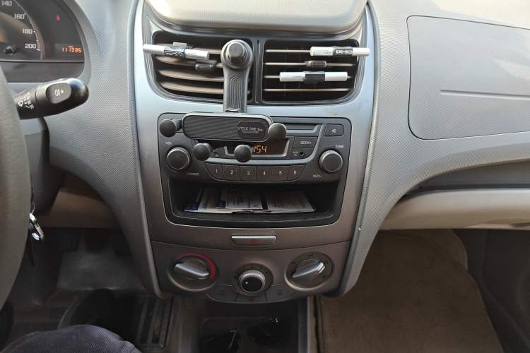 Used Chevrolet Sail 2013 Sedan 1.2L Manual Fashionable Happiness Edition