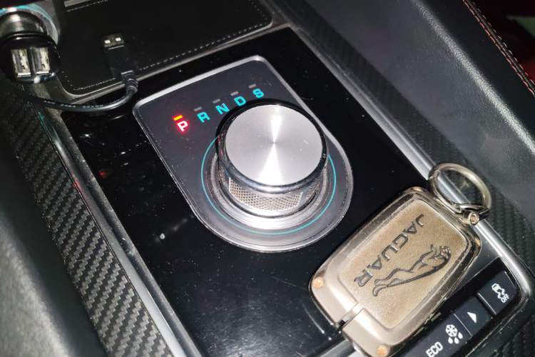 Used Jaguar F-PACE 2018 3.0 SC Four-Wheel Drive R-Sport Sport Edition
