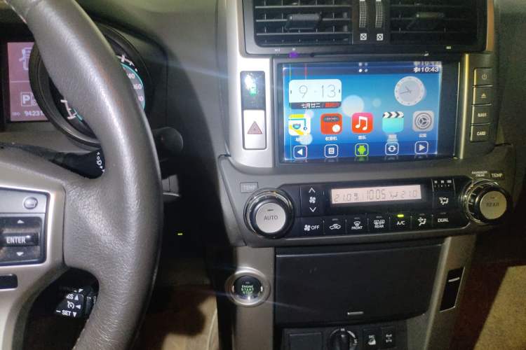 Used Toyota Prado 2010 4.0L Automatic TX-L Audio And AC Panel