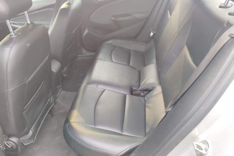 Used Chevrolet Cruze 2018 Redline 320 Automatic Pioneer Edition
