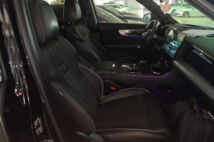 Used GAC Trumpchi GS8 2022 Dual-Engine Series 2.0TM Two-Wheel Drive Prestige Edition (7 Seats)