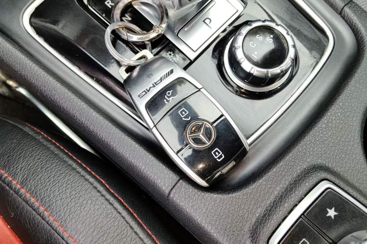 Used Mercedes-Benz GLA AMG 2017 Facelifted AMG GLA 45 4MATIC Interior 1