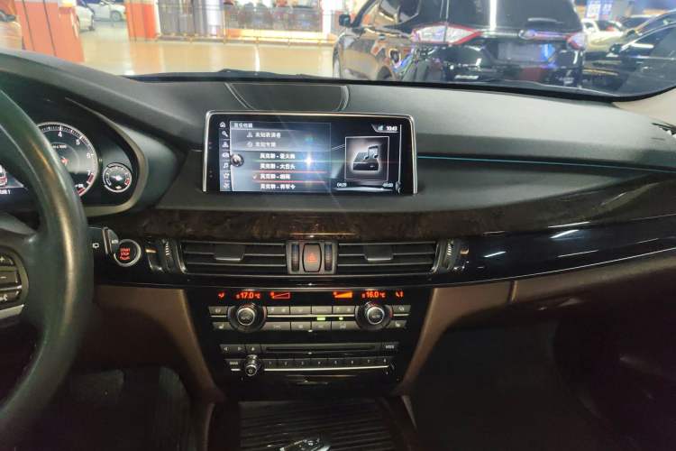 Used BMW X5 2017 xDrive28i