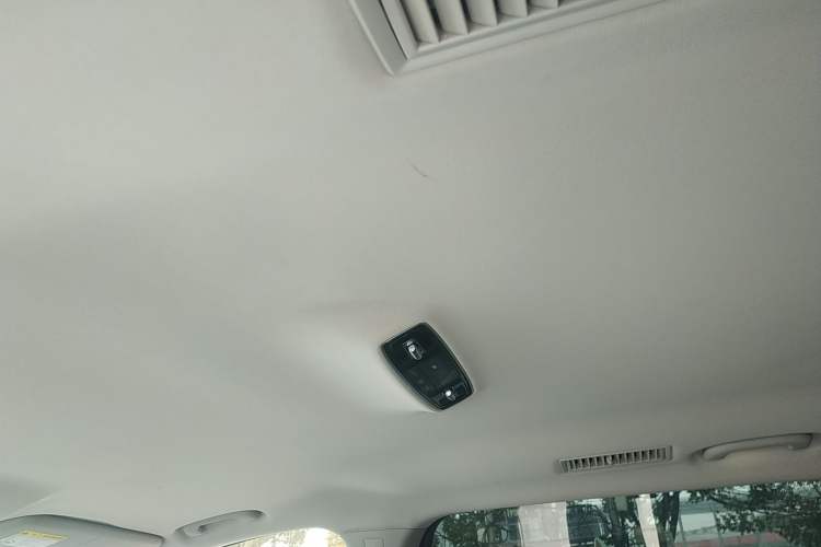 Used Roewe iMAX8 New Energy 2022 First-Class Diamond Edition Headliner