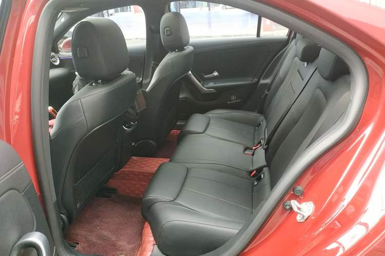 Used Mercedes-Benz A-Class 2022 Restyled A 200 L Sport Sedan Fashion Version Left Rear Seat