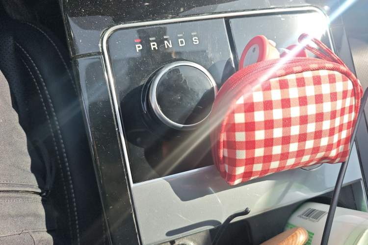 Used Land Rover Range Rover Velar 2020 P250 R-DYNAMIC S
