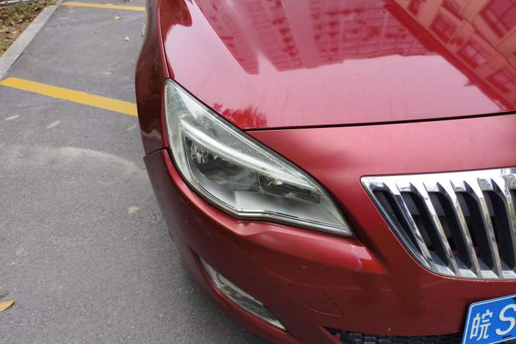 Used Buick GT 2014 XT 1.6L Automatic Fashion Edition Right Front Headlight