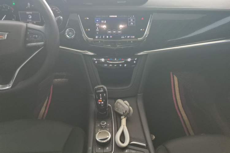 Used Cadillac XT6 2022 2.0T Six-Seater Four-Wheel Drive Luxury Version
