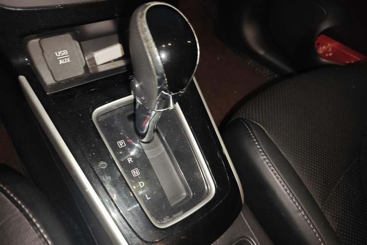Used Nissan Sylphy 2018 1.6XV CVT Deluxe Edition Gear Lever