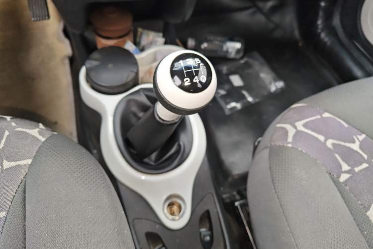 Used Chery QQ 2013 1.0L Manual Fashion Edition