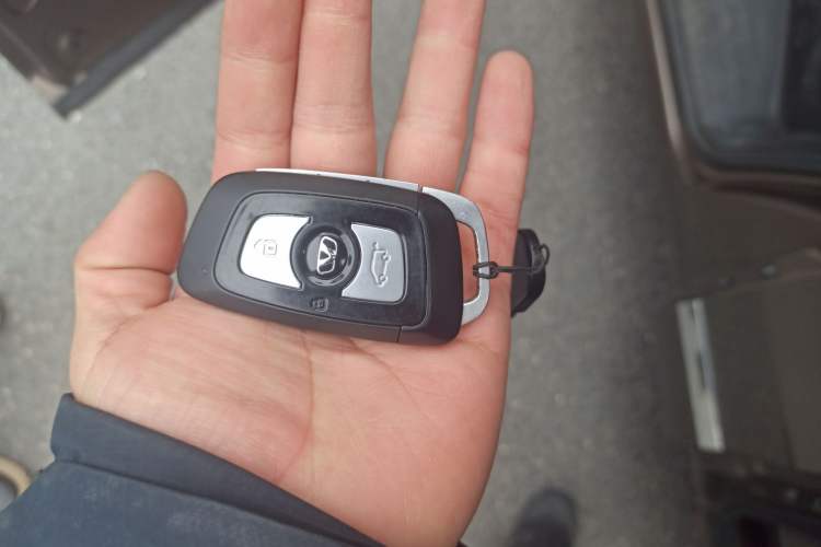 Used Huasong 7 2017 2.0T Automatic Elite Edition