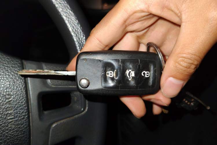 Used Volkswagen Lavida 2013 Restyled Classic 1.6L Manual Comfort Edition Vehicle Key