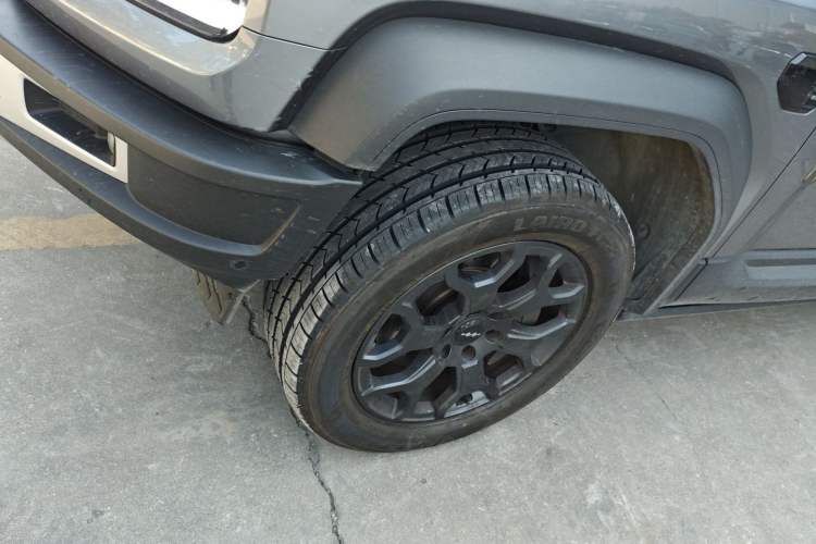 Used Formula Leopard Leopard 5 2024 Cloud Ride Luxury Edition