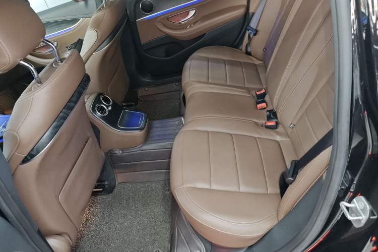 Used Mercedes-Benz E-Class New Energy 2023 E 350 e L Plug-in Hybrid Sports Sedan
