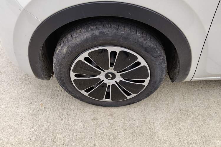 Used Wuling Bingo 2023 203km Light Edition Exterior 4