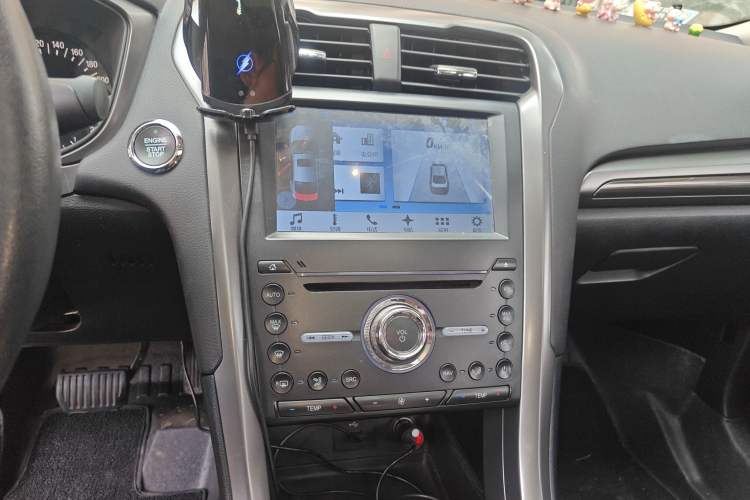 Used Ford Mondeo 2018 EcoBoost 200 Smart Control Fashion Model China VI Standard