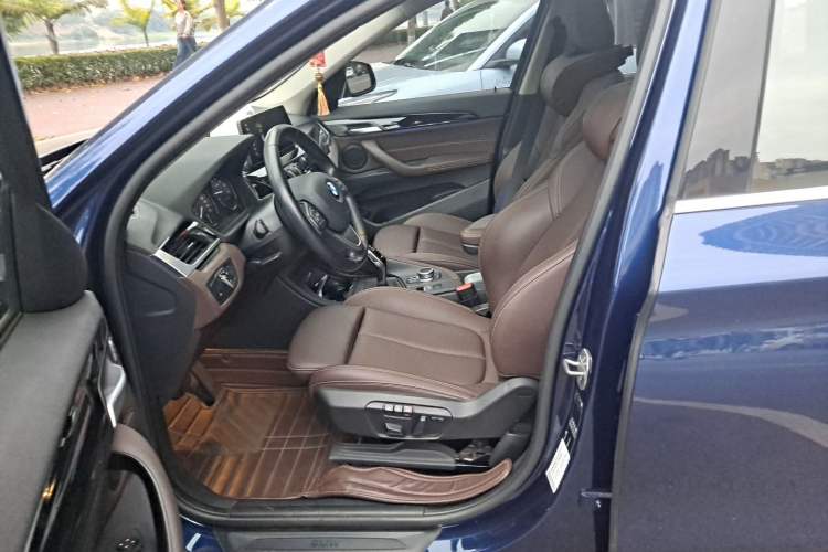 Used BMW X1 2020 sDrive25Li Leading Model