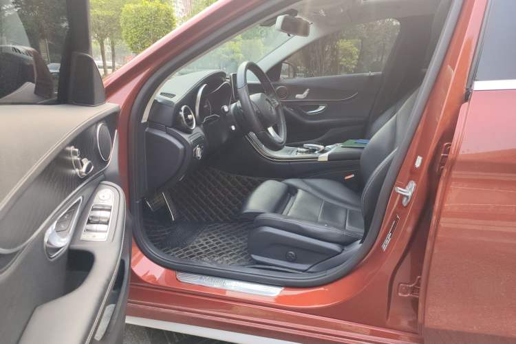 Used Mercedes-Benz C-Class 2018 C 180 L Fashion Edition Sport Version
