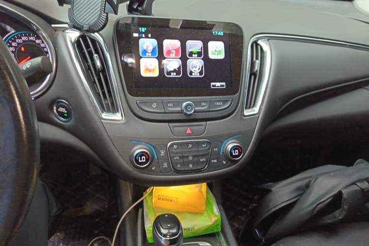 Used Chevrolet Malibu XL 2018 530T Automatic Ruiyi Edition Audio And AC Panel