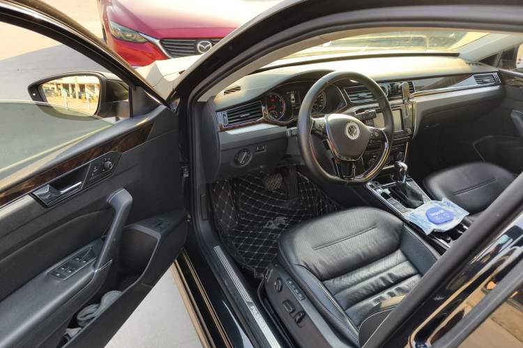 Used Volkswagen Passat 2016 380TSI DSG Ultimate Edition