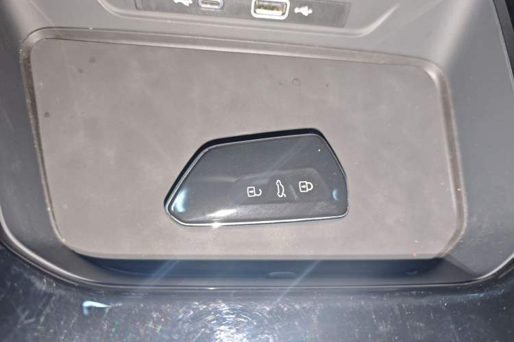 Used Volkswagen Lamando 2025 Lavida L 280TSI DSG Cool & Spicy Edition Vehicle Key