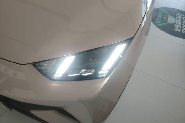 Used BYD Seagull 2024 Honor Edition 305km Freedom Version Left Front Headlight