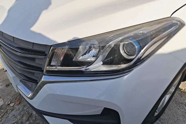 Used Dongfeng Fengon 500 2021 1.5L Manual Enjoyment Model
